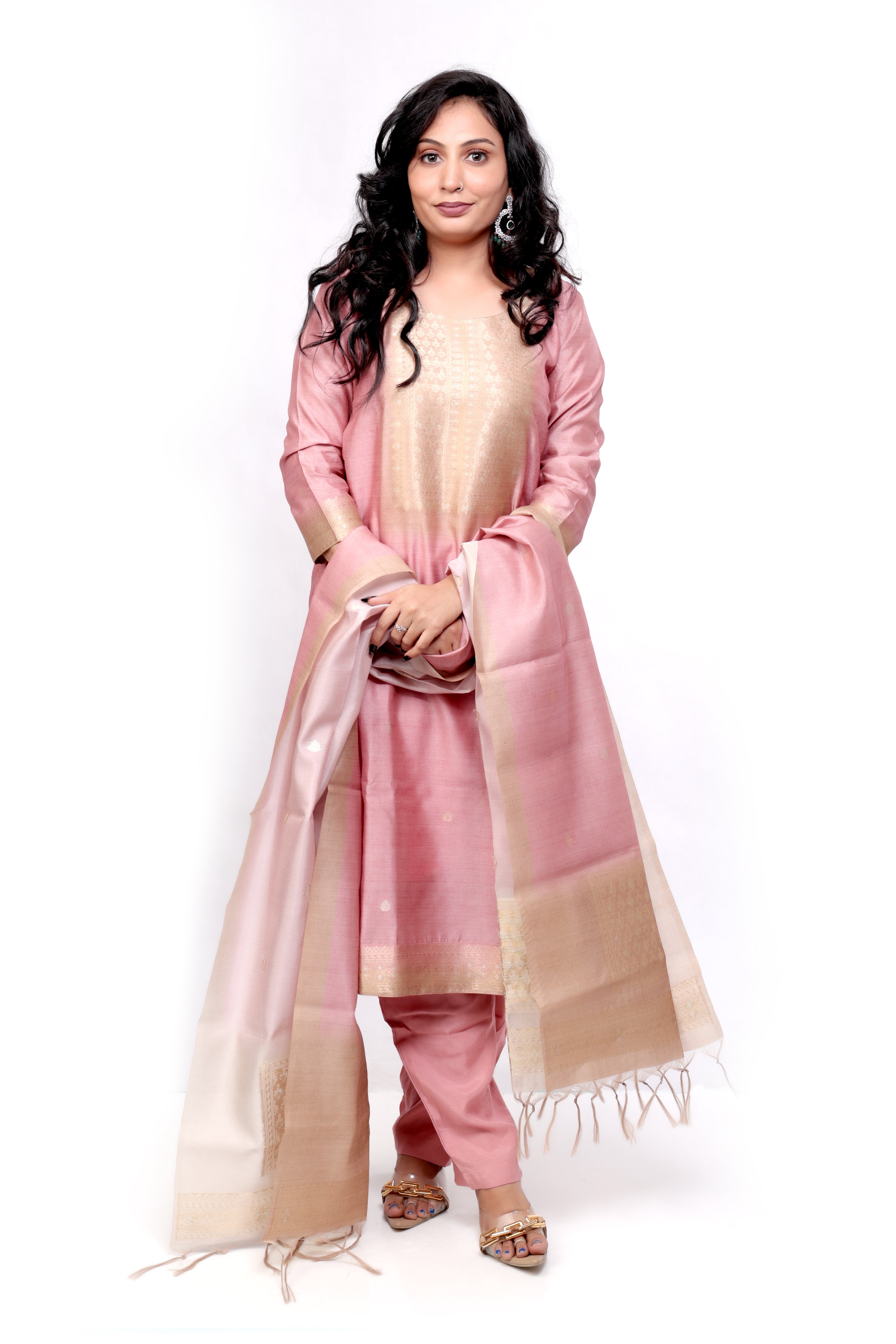 Elegant Tussar with Jamdani design Salwar set - Peach